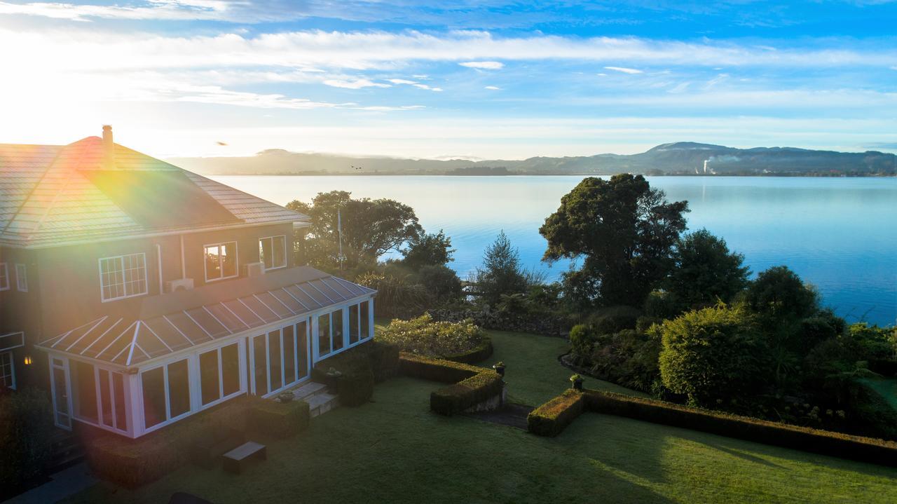 Black Swan Lakeside Boutique Hotel Rotorua Exteriér fotografie